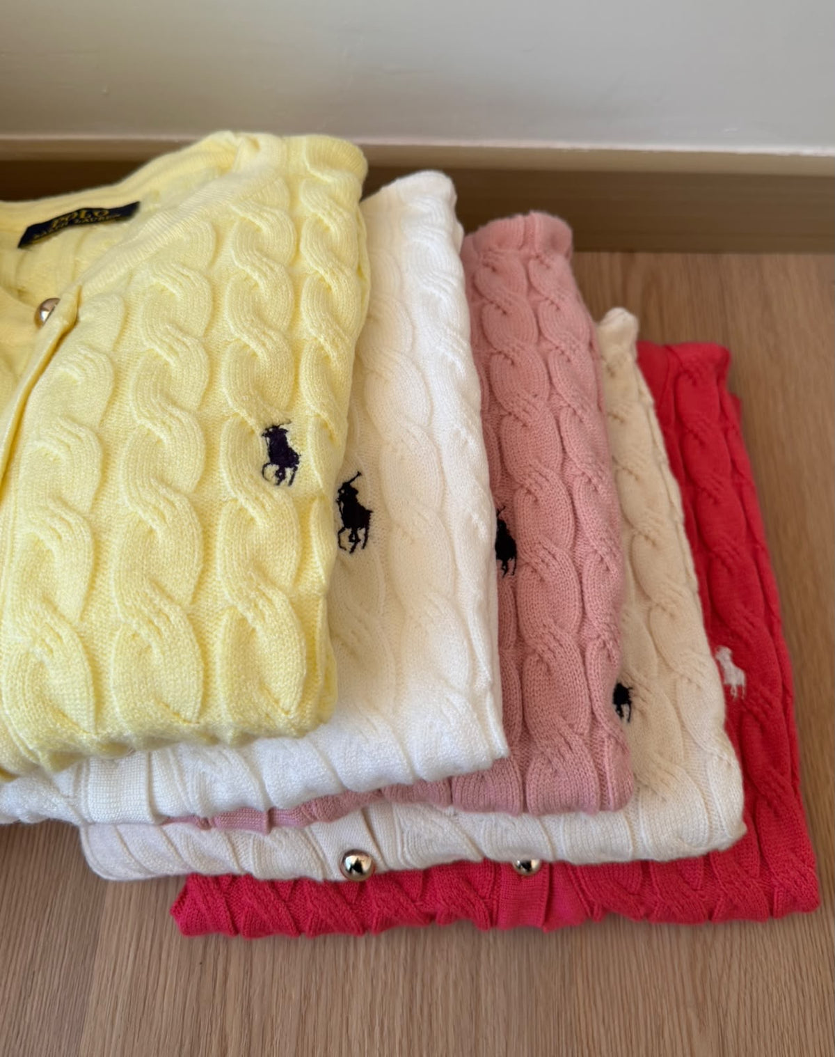 Cardigan Ralph